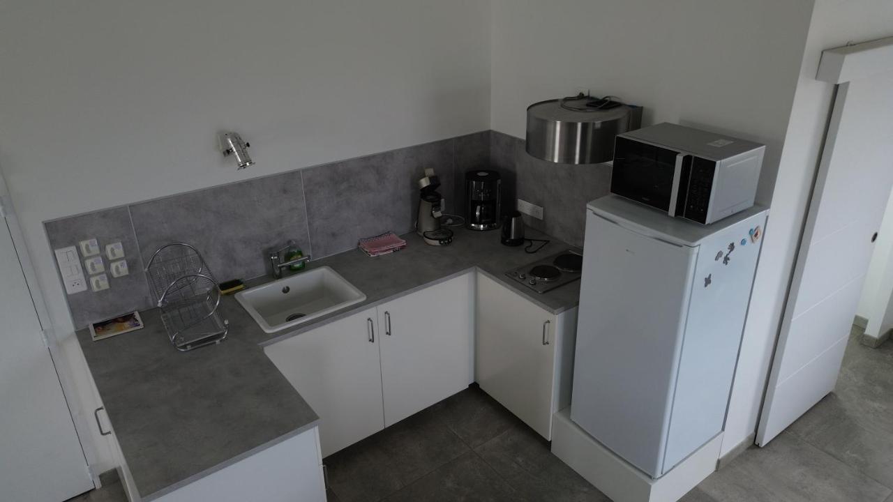 L Atelier Apartment Courtisols ภายนอก รูปภาพ